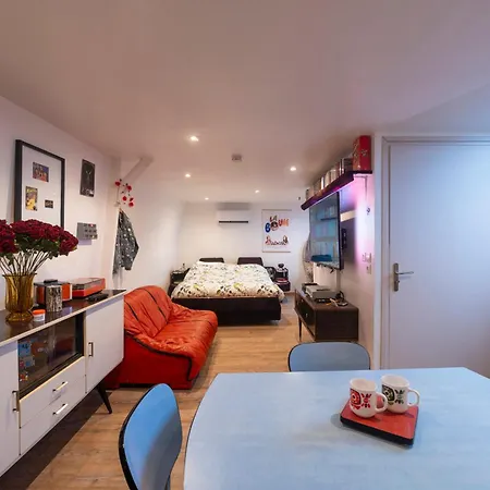 Loveroom, Les Annees 80 Chez Nounours Templemars Exterior photo