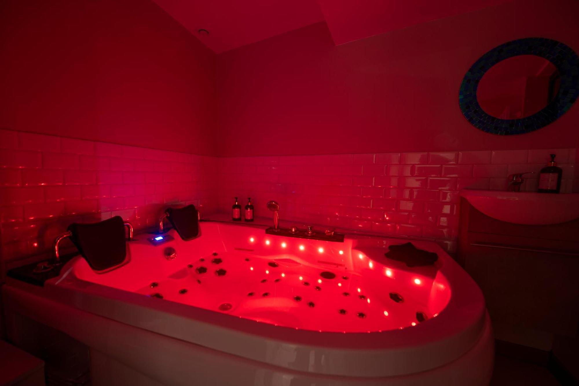 Loveroom, Les Annees 80 Chez Nounours Apartment *