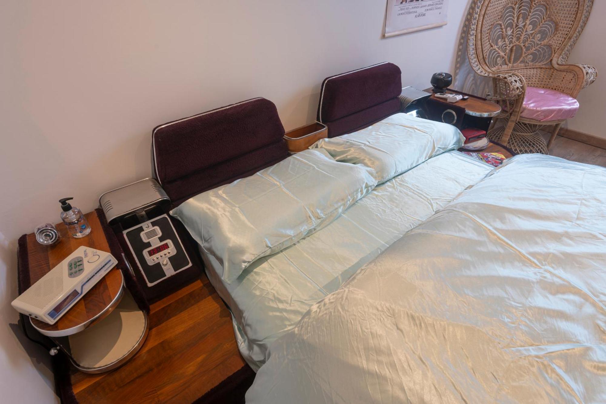 Loveroom, Les Annees 80 Chez Nounours Apartment Templemars